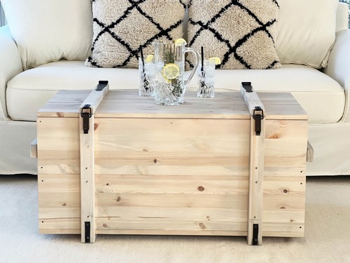 Truhe couchtisch holz massiv - couchtisch,